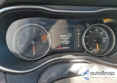 2019 Jeep Cherokee Latitude Plus z USA, uszkodzony, nr VIN 1C4PJLLBXKD462345